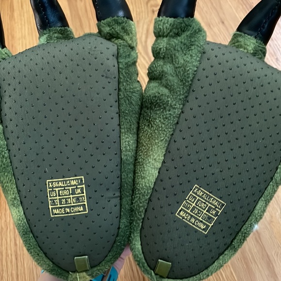 Cute Glow in the dark sneaker + bundle - Picture 7 of 7